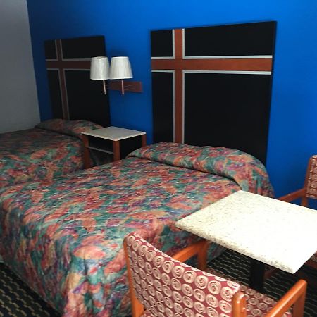 Fulton Inn Lodge West エクステリア 写真